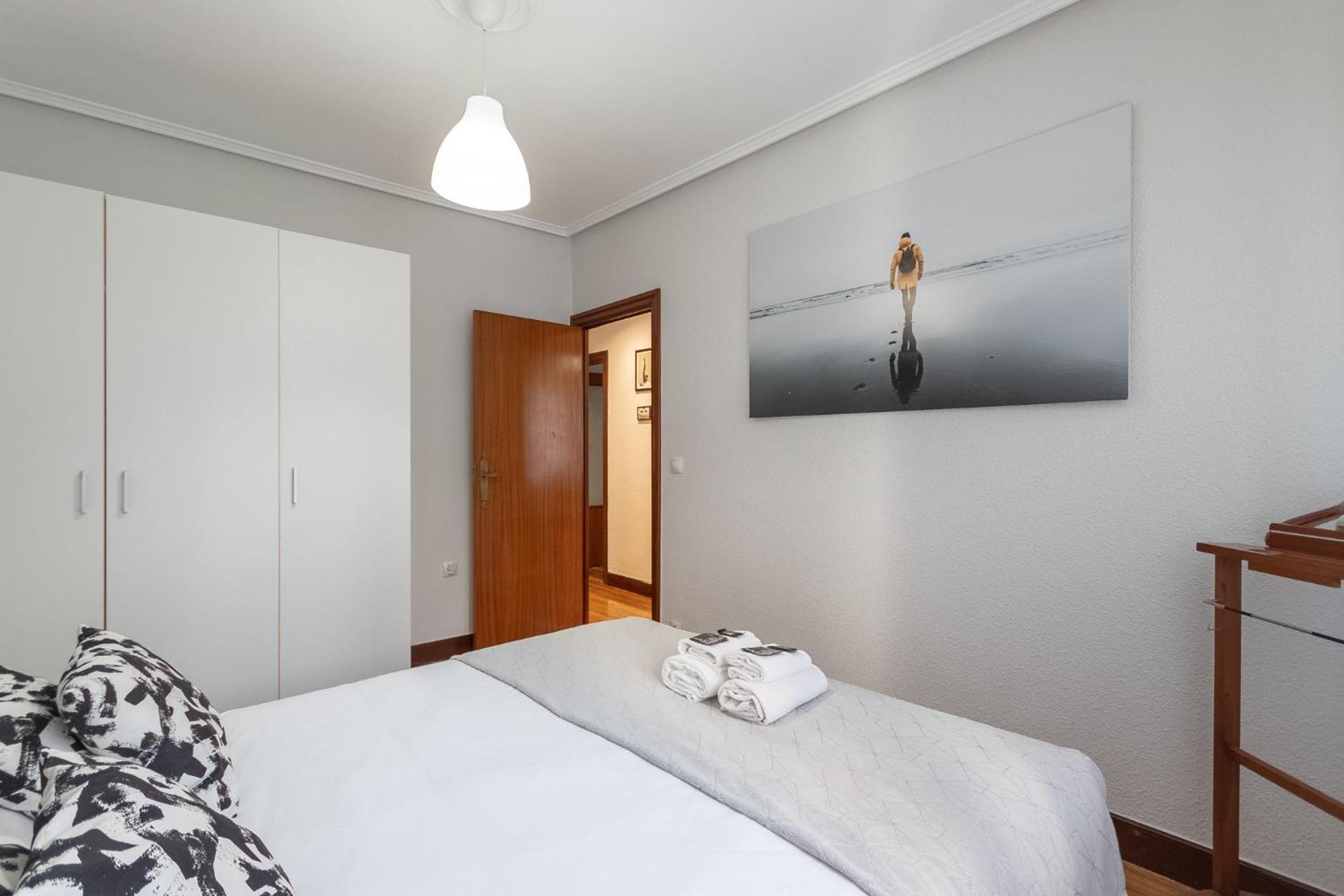 Etxebarria Apartment By People Rentals Bilbao Exterior foto